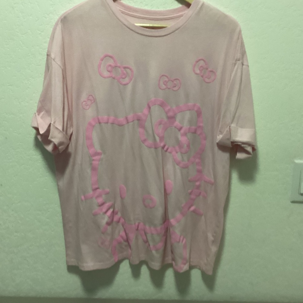 Sanrio Hello‎ Kitty T-Shirt Women L Pink Puffy Graphic Hot Topic Tee